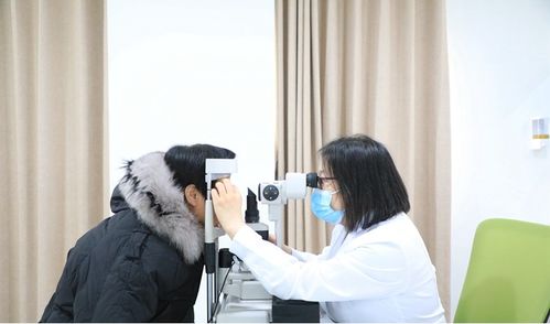 日照正大光明眼科醫(yī)院院長徐鑫彥 以心為燈,為患者點亮希望的 光