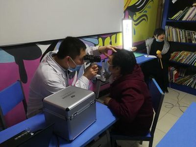關(guān)愛老年居民健康 眼病防治宣教進社區(qū)
